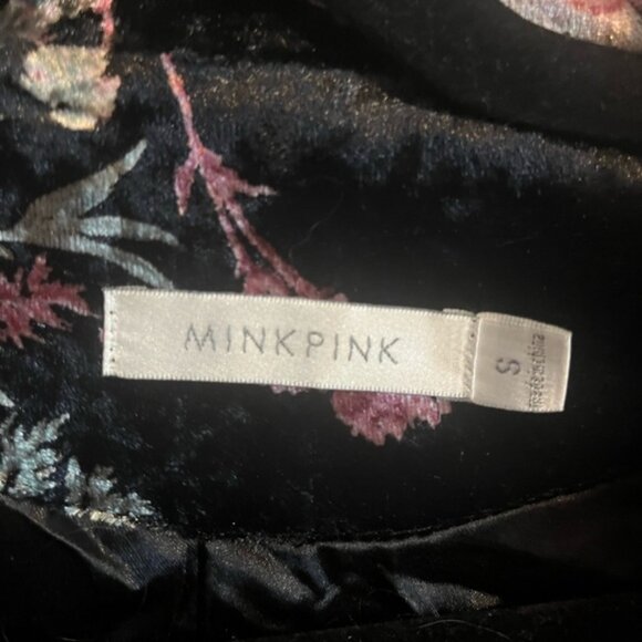 MINKPINK velvet jacket pockets and covered button and floral pattern - Picture 2 of 5